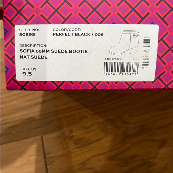 Sofia 65mm Suede Bootie in Black. Worn a few times looks brand new - Picture 6 of 6